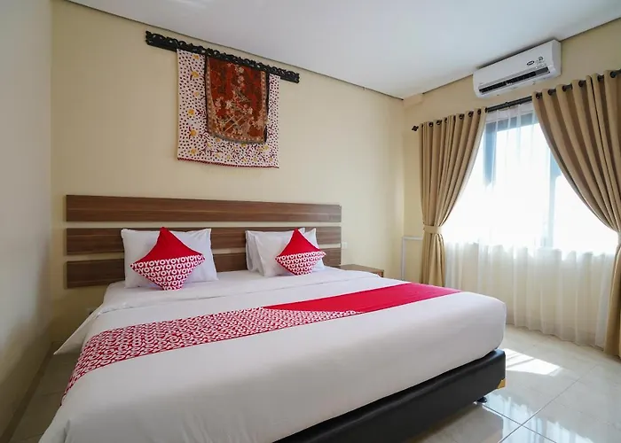 OYO 1992 China Town Hotel Bali